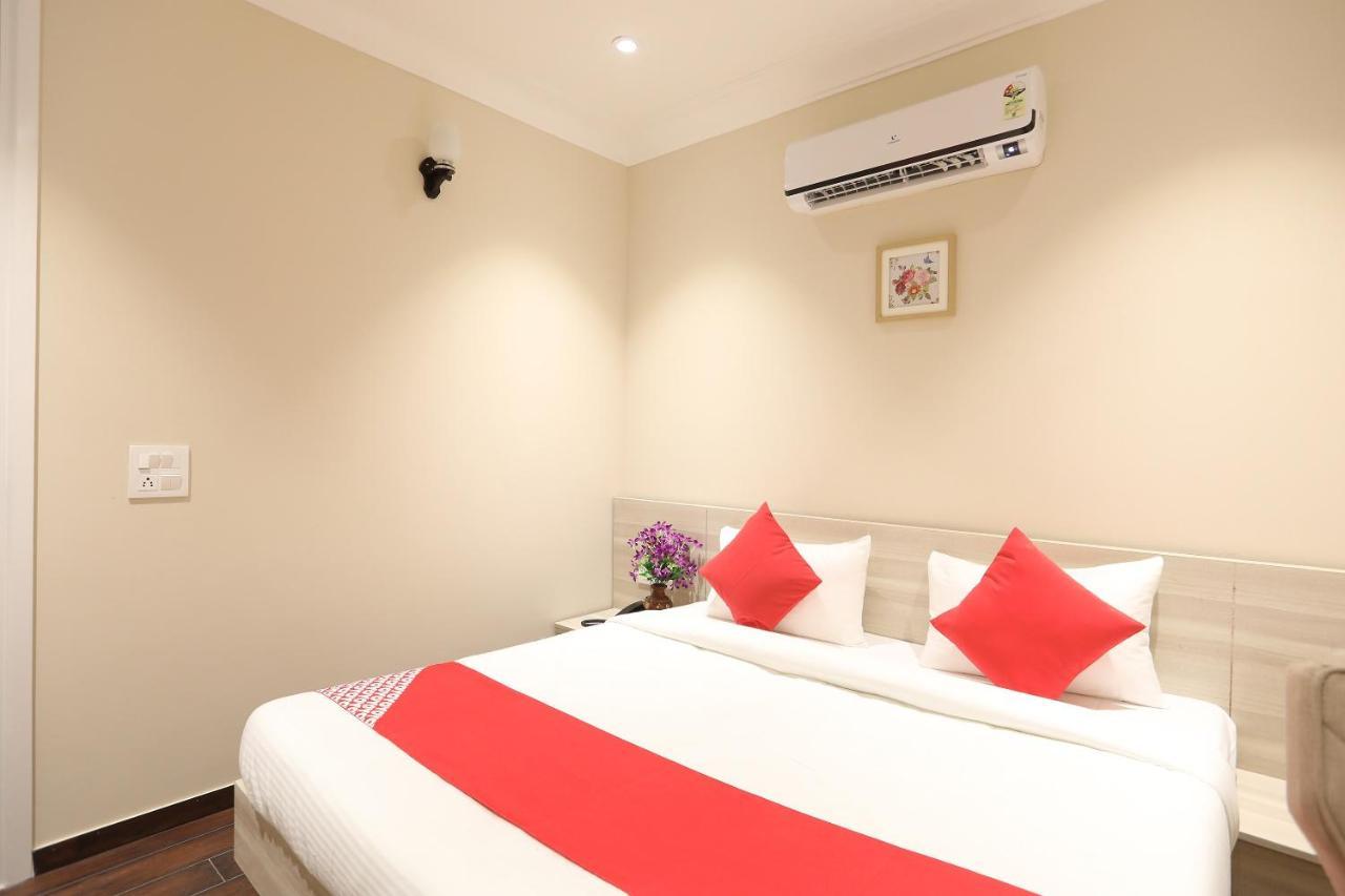 Oyo 43009 The Palm Green Hotel Indraprastha Exterior photo