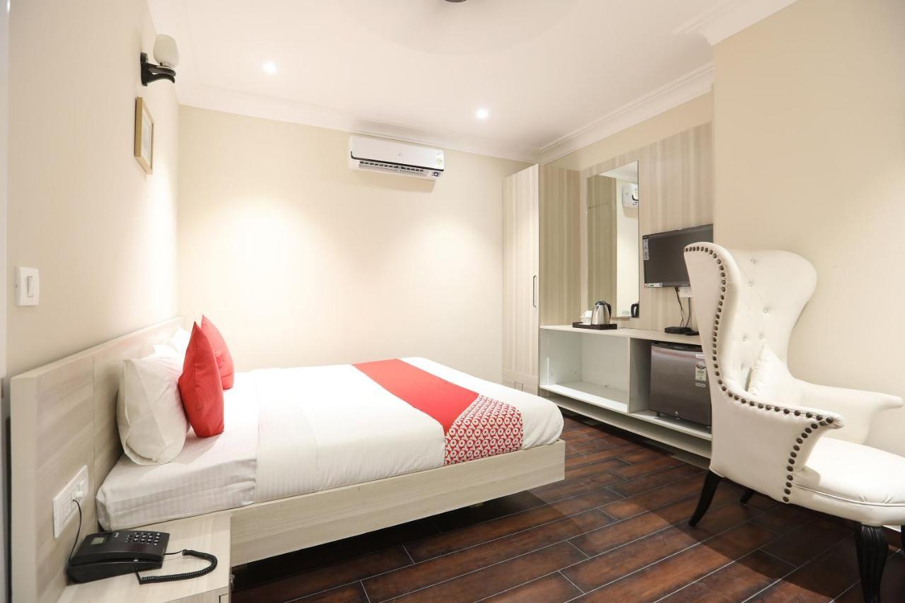 Oyo 43009 The Palm Green Hotel Indraprastha Exterior photo